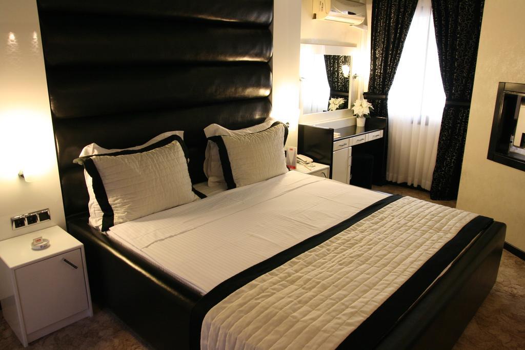Aksan Hotel Izmir Room photo